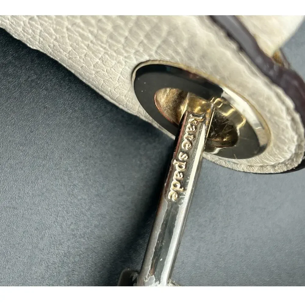 Kate Spade Lexy Cream Pebbled Leather Shoulder Bag Purse Neutral Classic - EUC - Picture 6 of 9